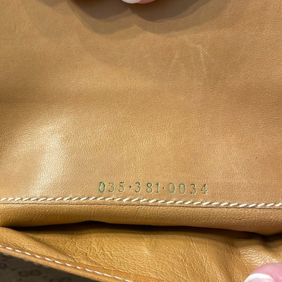 GUCCI - Micro GG long wallet with double flaps - EUC authentic - Picture 3 of 11